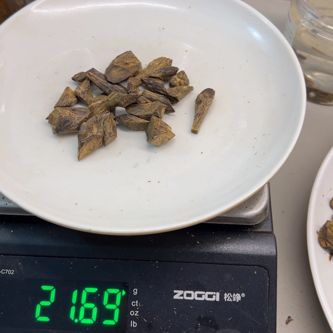 嘉***研沉香沉香碎屑树丁原材料21克