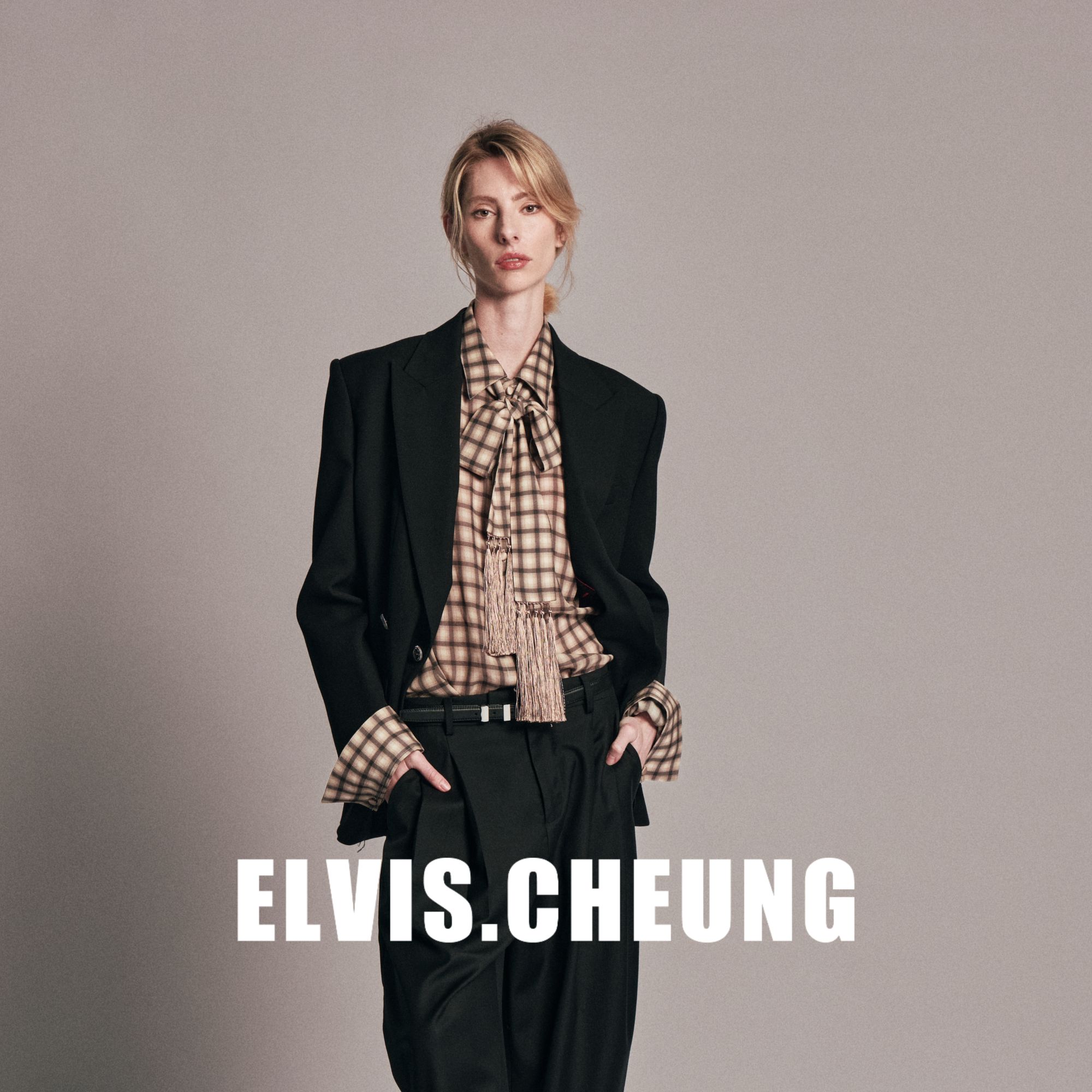 ELVIS.CHEUNG26SS索米尔系列-极夜黑精纺双扣位设计收腰西装
