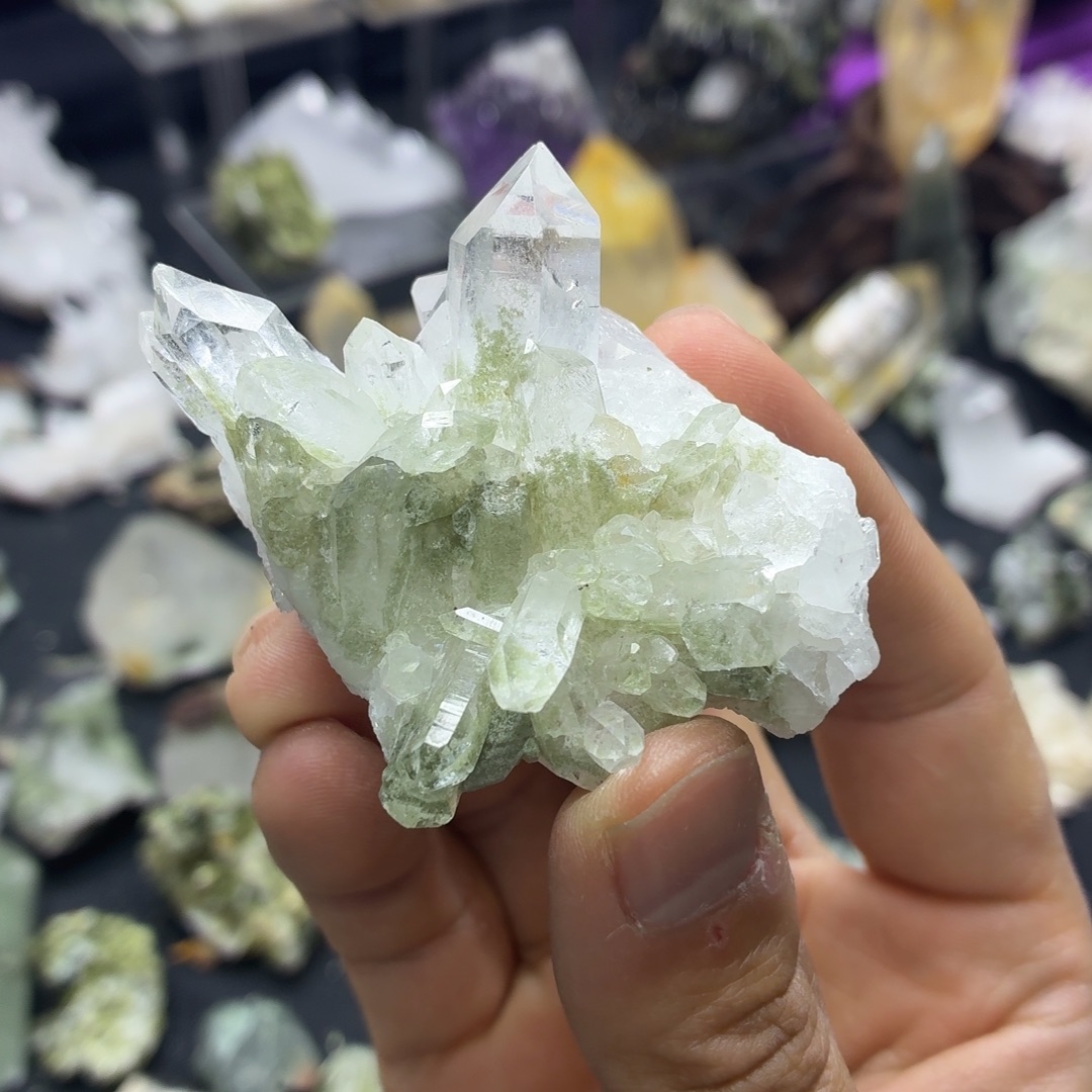 石材苹果绿绿幽晶簇