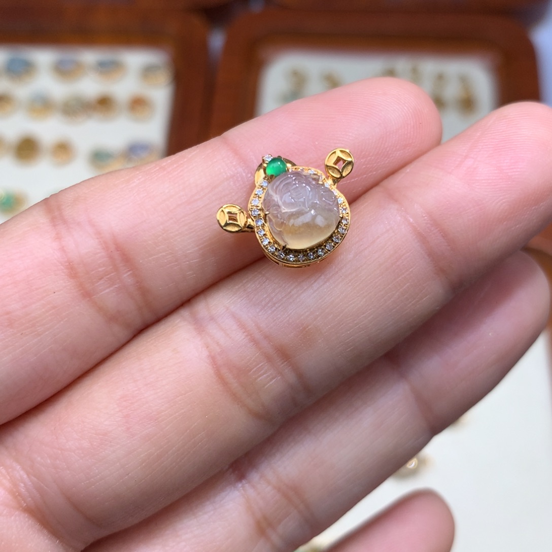 翡翠18K金镶嵌毛衣链财爷