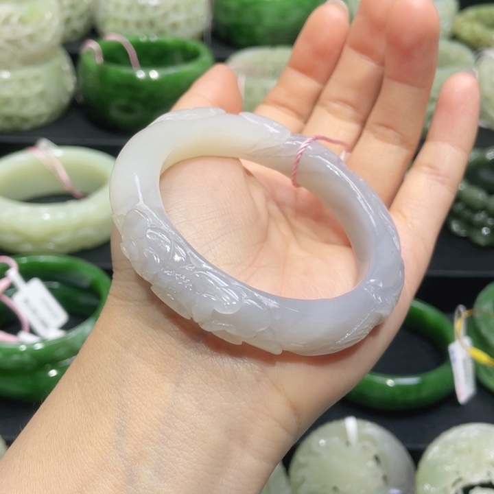 和田玉手镯52+圈口 编号61未镶嵌