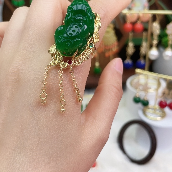 石英质玉耳钉合金