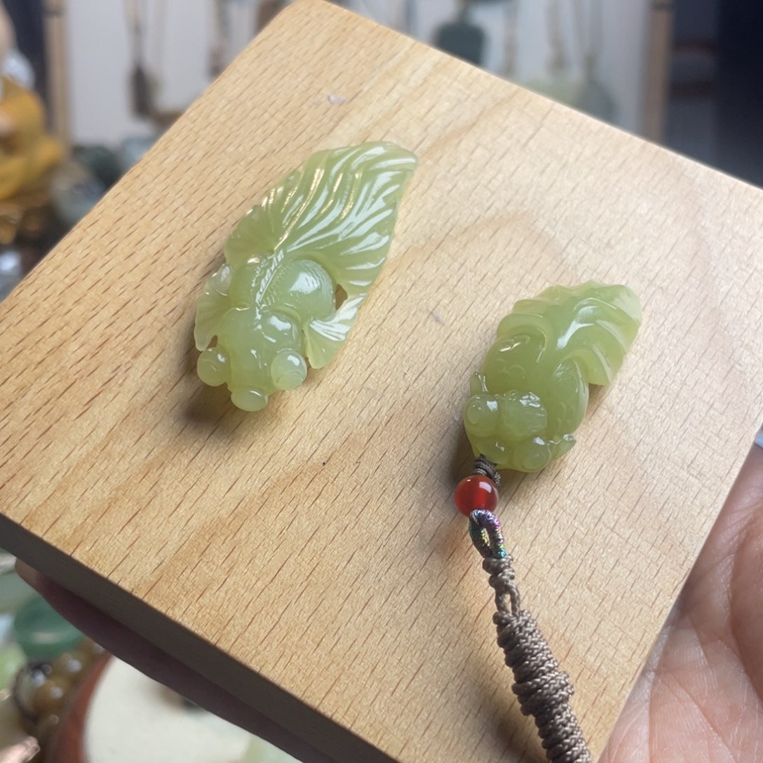 和田玉未镶嵌颈饰黄口鱼 单价