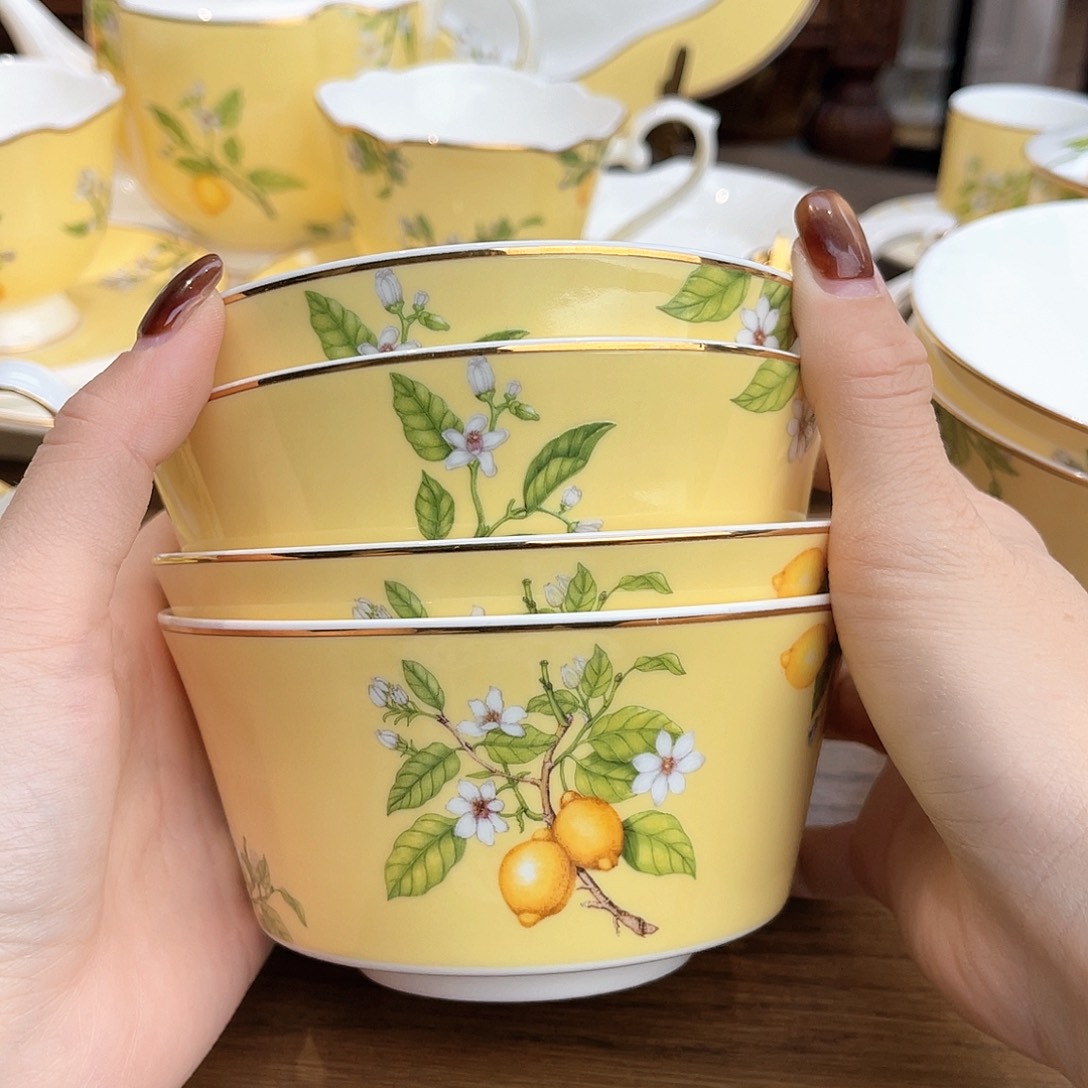 骨瓷饭碗4个//////