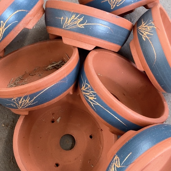 紫砂花盆100-8。22.5-9