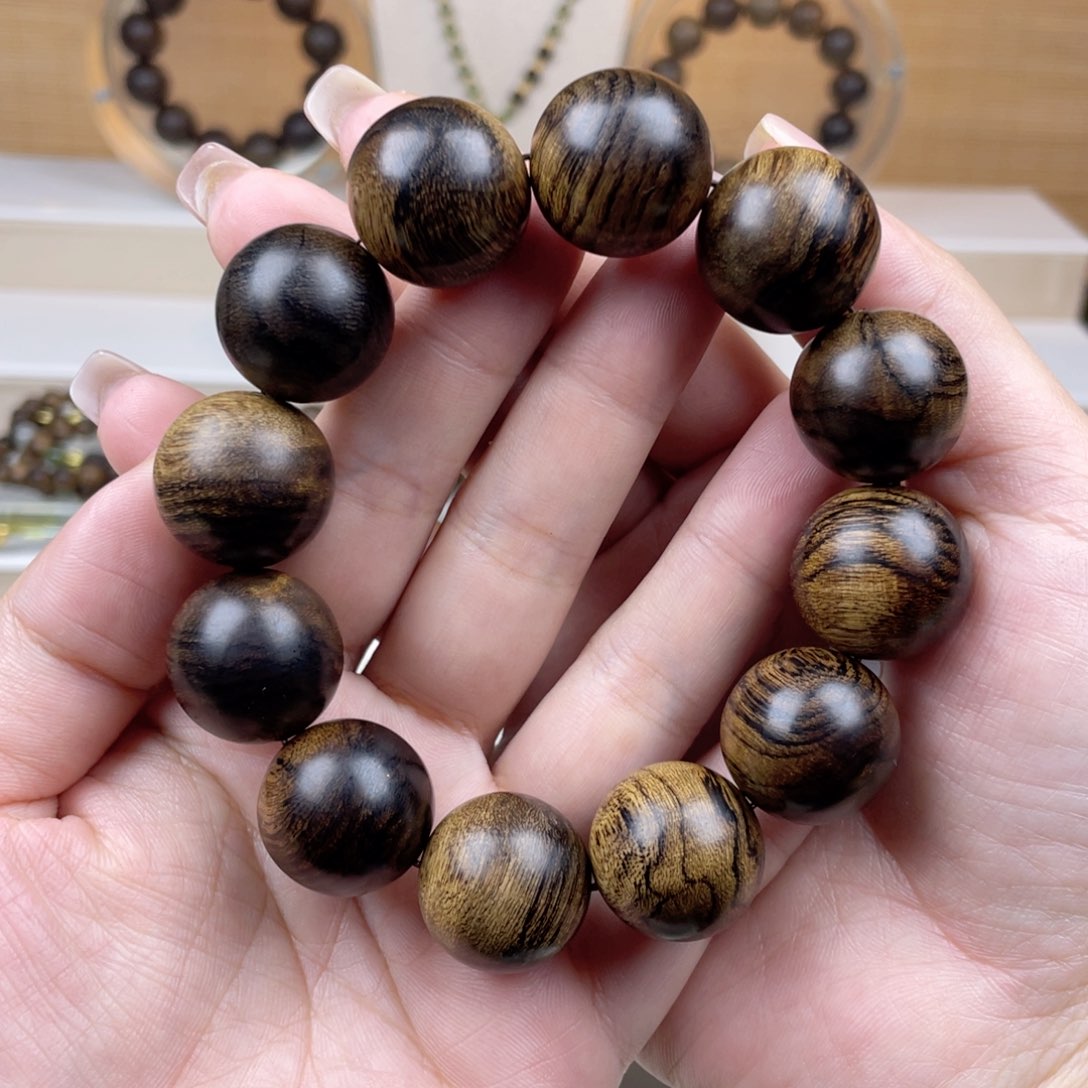 沉香手串a****g越南芽庄白棋楠虎斑留疤