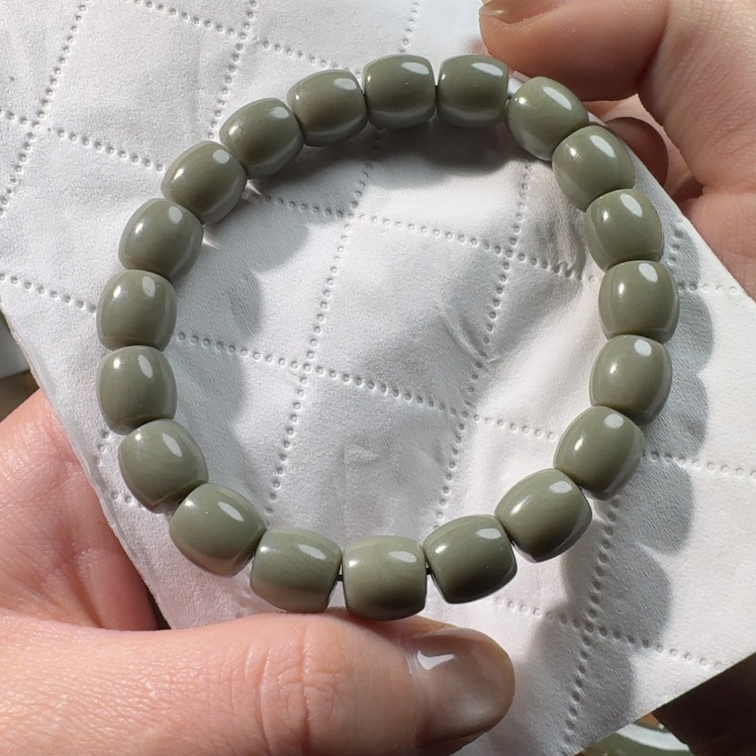 和田玉手串未镶嵌