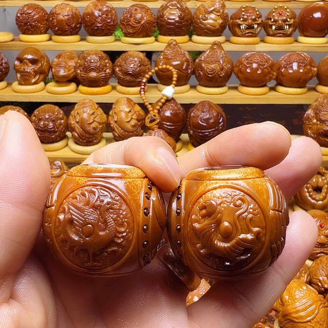 德***东橄榄核手串/手链四象八卦3.9