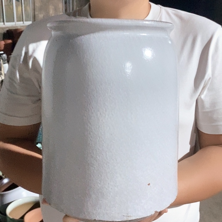 紫砂花盆口17搞25瑕疵