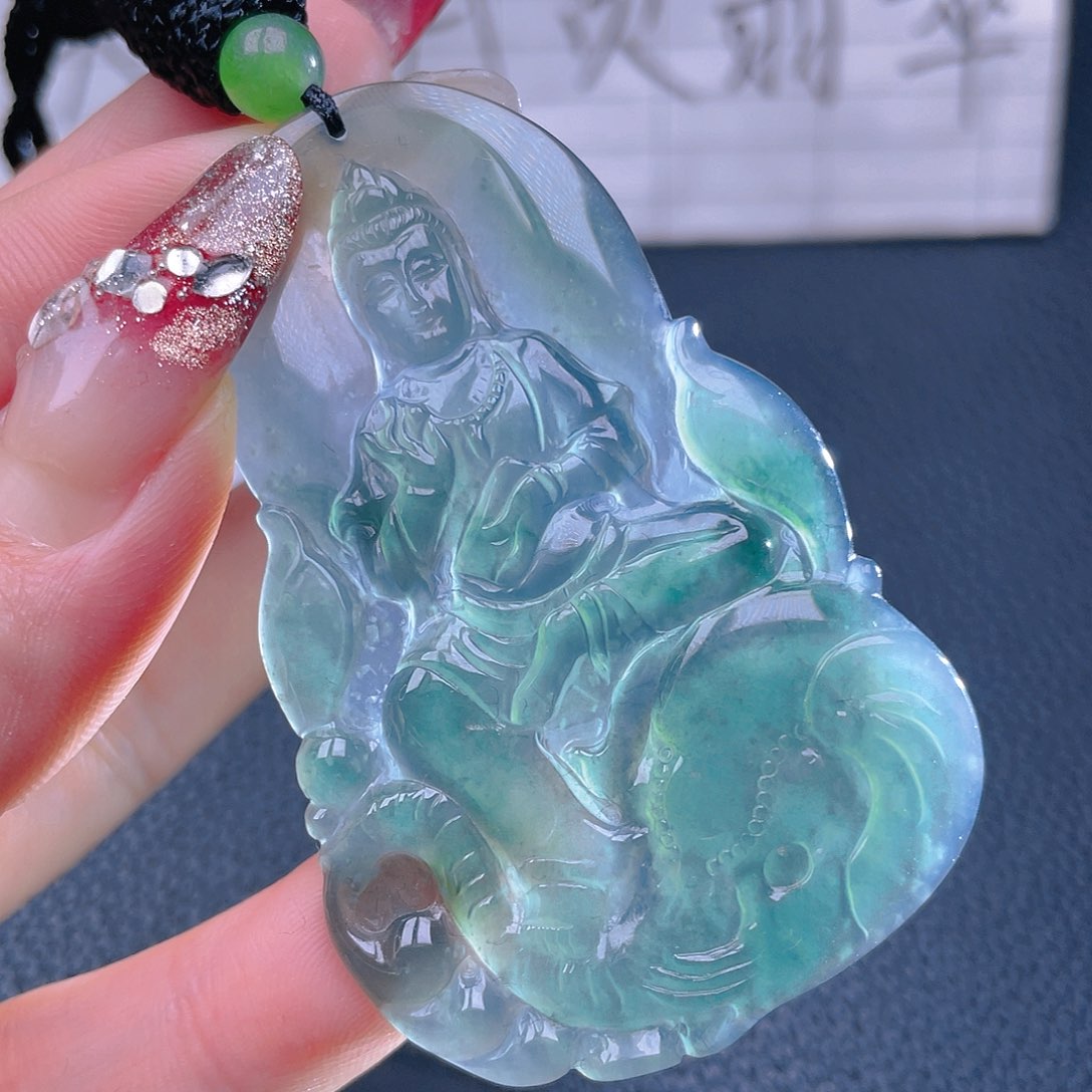 翡翠颈饰未镶嵌88888888888888