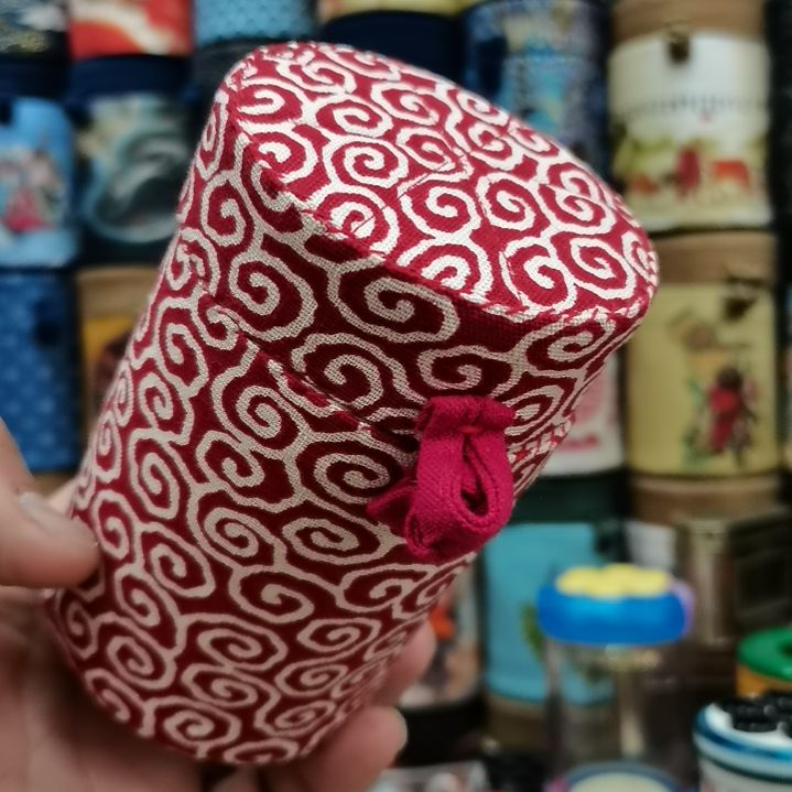 杨***团蝈蝈罐子布套一个