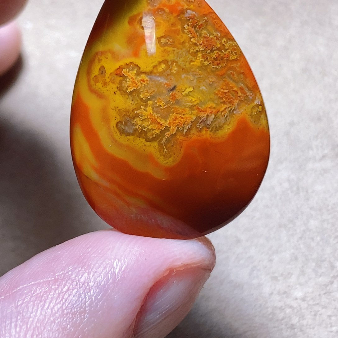 未镶嵌颈饰玛瑙/玉髓风*玉