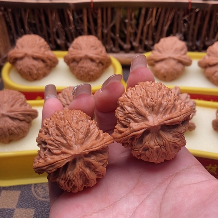 文玩核桃吊坠苹果园40全品