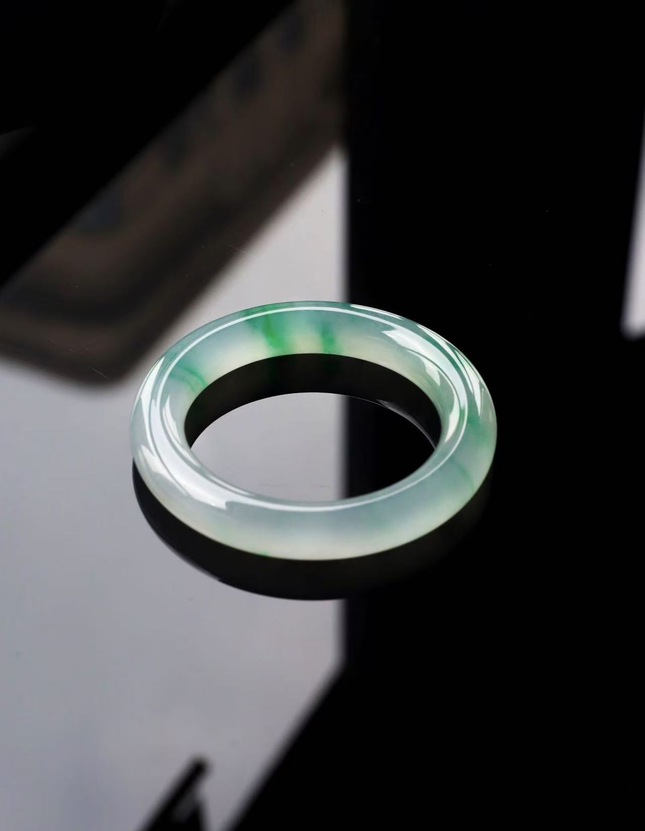 缅甸翡翠定制手镯