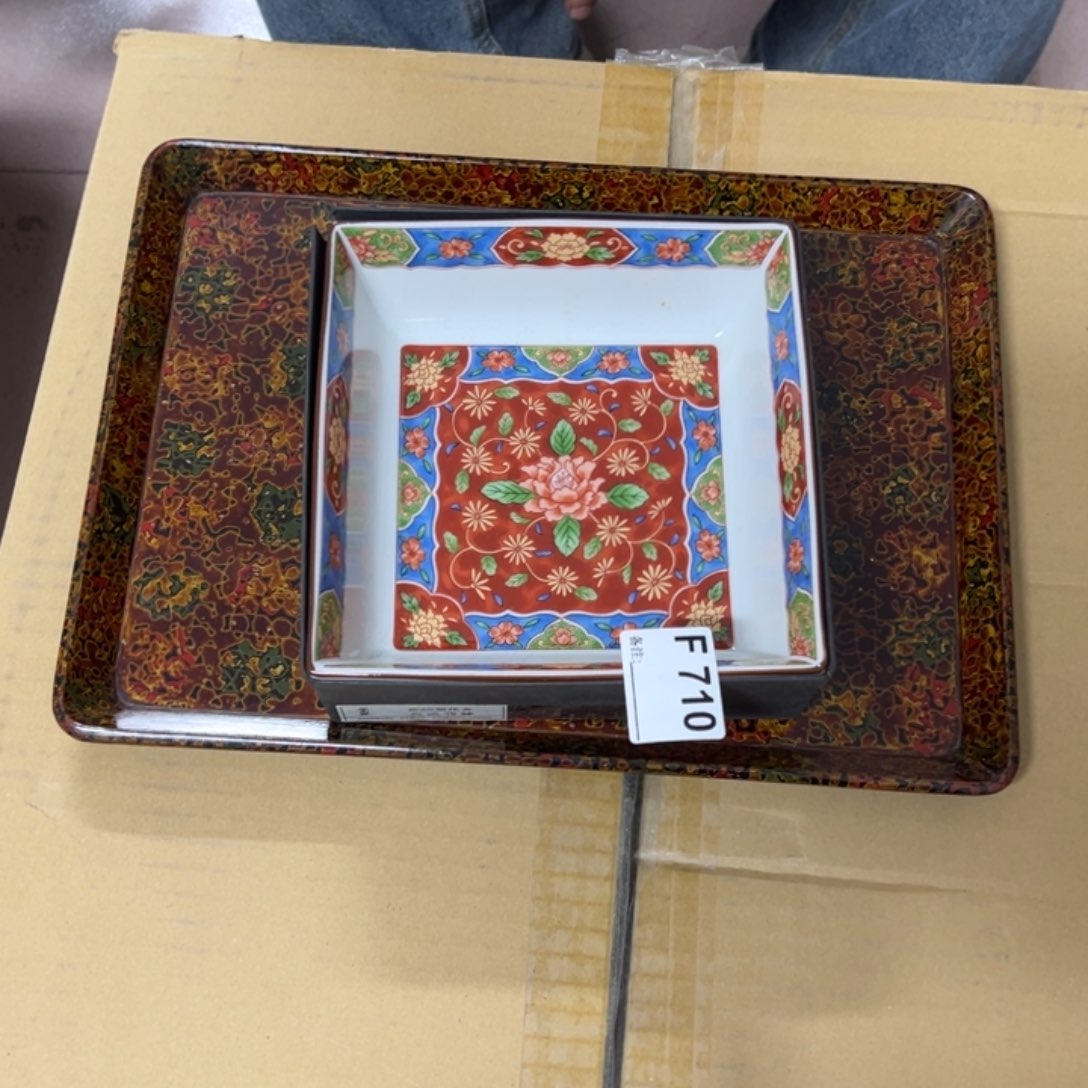 茶盏L**O710 中古商品谨慎购买