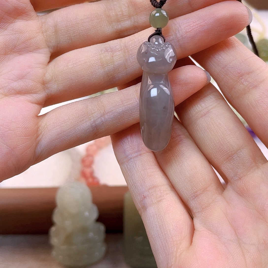 桥***静吊坠(赠链)未镶嵌和田玉