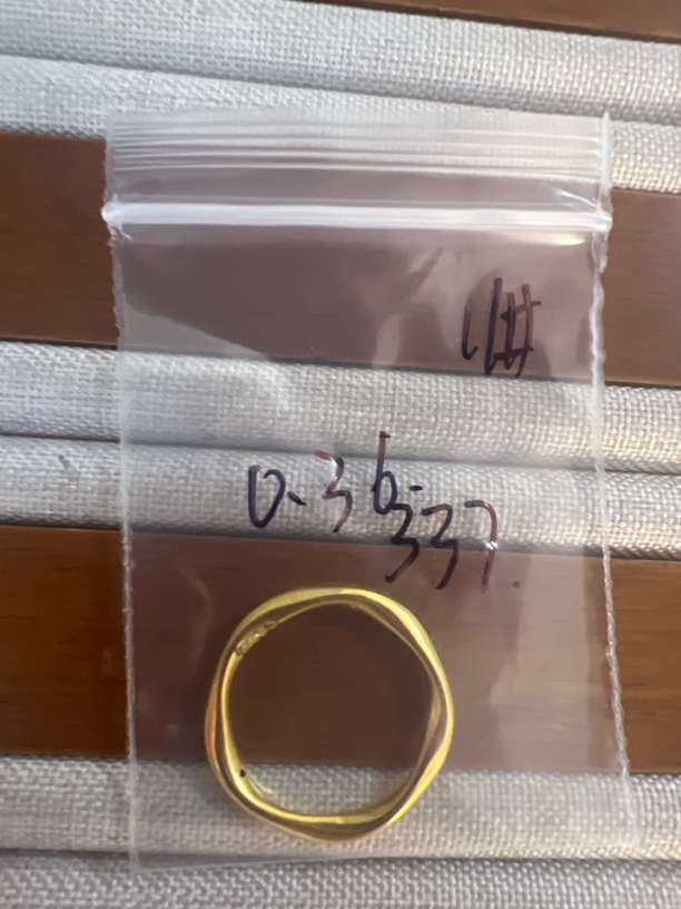 克重0.36 11号 莫比戒指 足金999