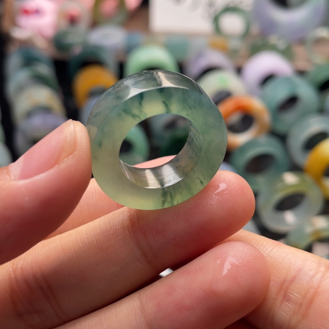 定制翡翠未镶嵌  山水飘花