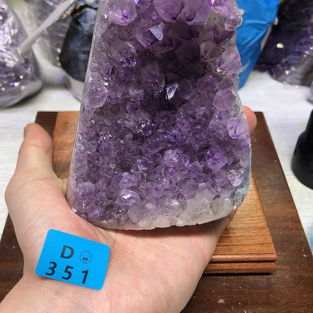 紫晶大型摆件（非配饰）未镶嵌