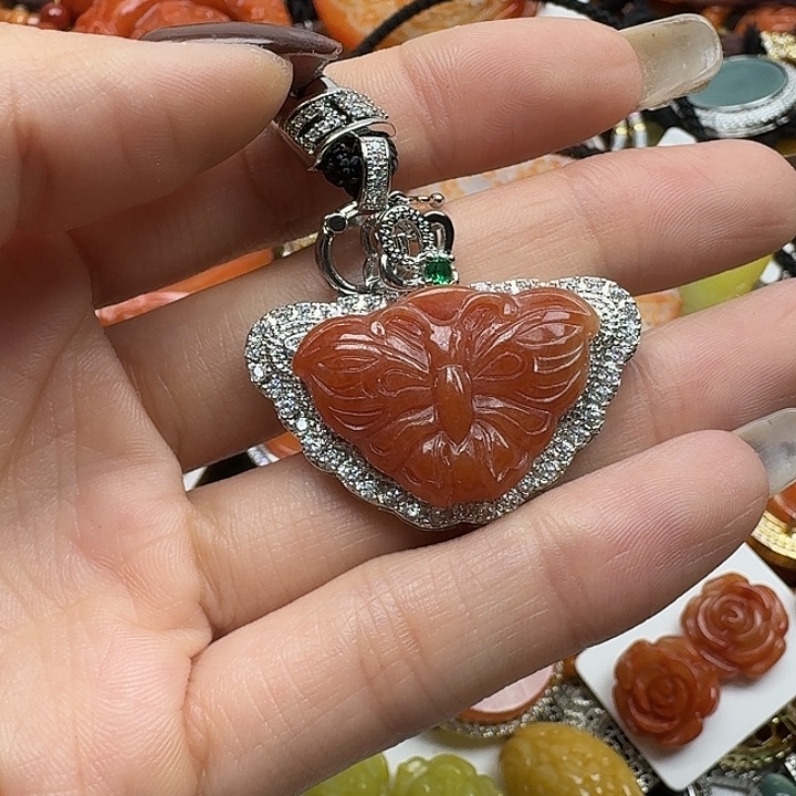 翡翠未镶嵌项链翡翠