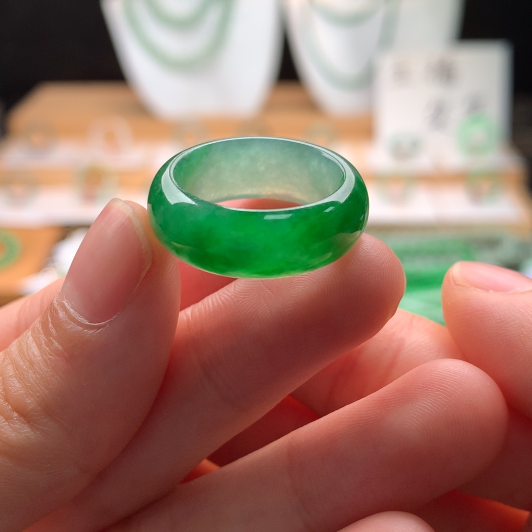 翡翠戒圈未镶嵌天然缅甸A货翡翠