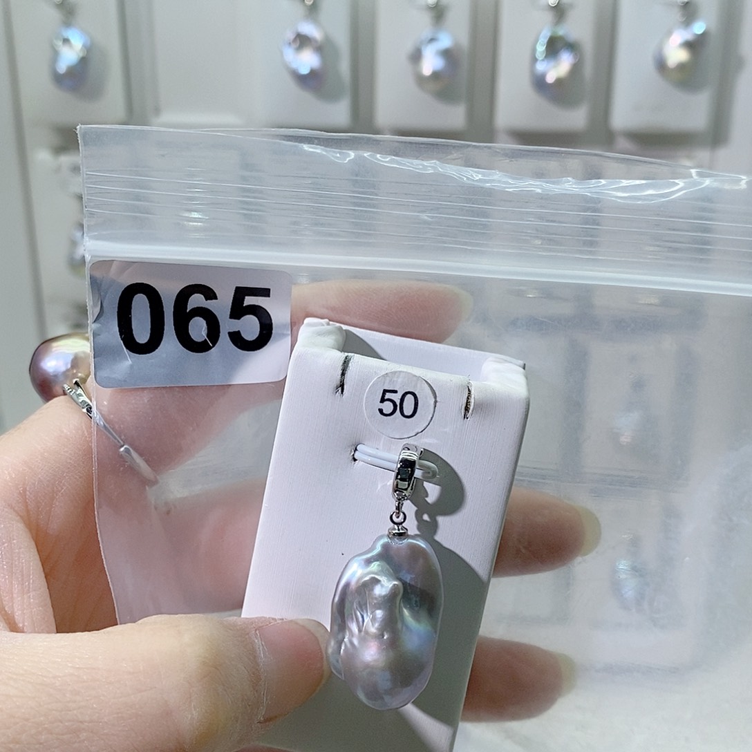 淡水珍珠合金颈饰