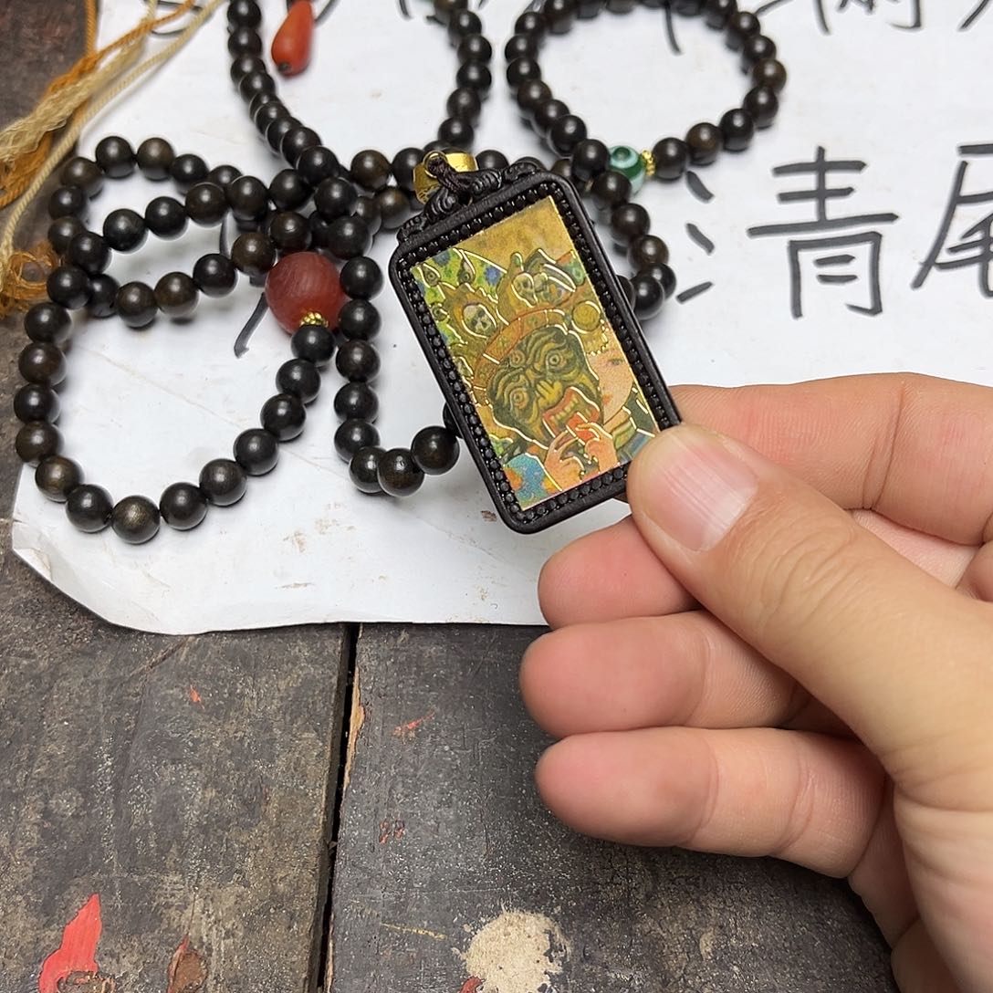 大叶紫檀（黑酸枝木类）