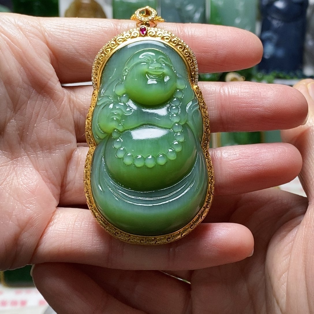 和田玉颈饰猫眼18K金镶嵌