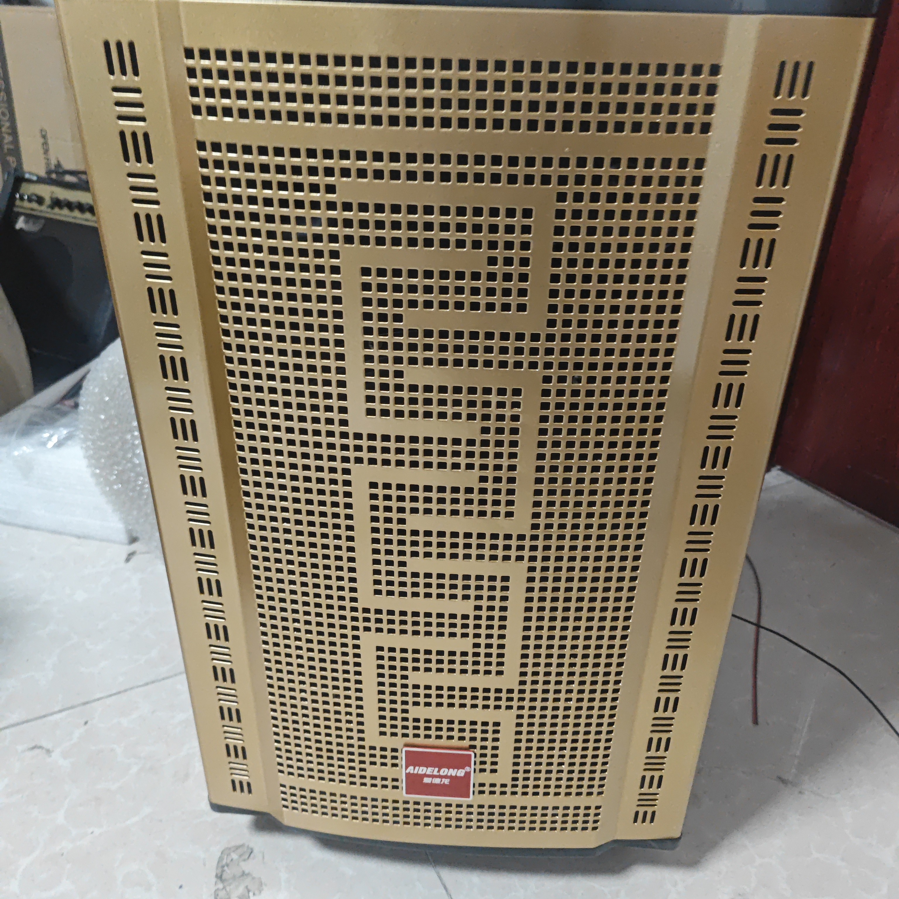 12寸拉杆箱，不包电池电池没有售后，影音电器，其他电器