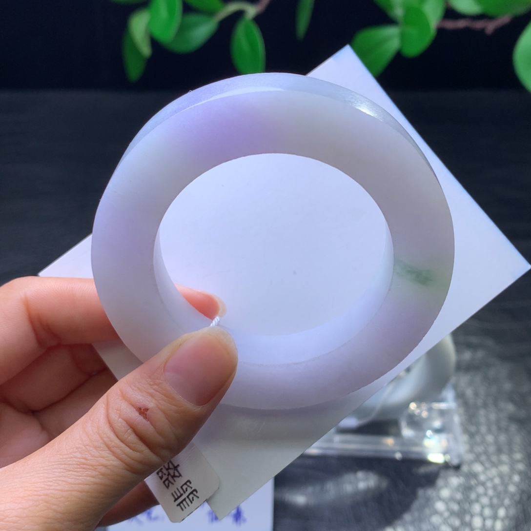 定制翡翠未镶嵌手镯