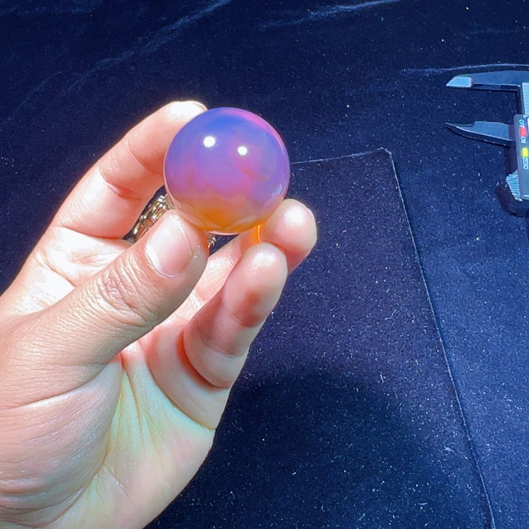 琥珀裸石未镶嵌琥珀