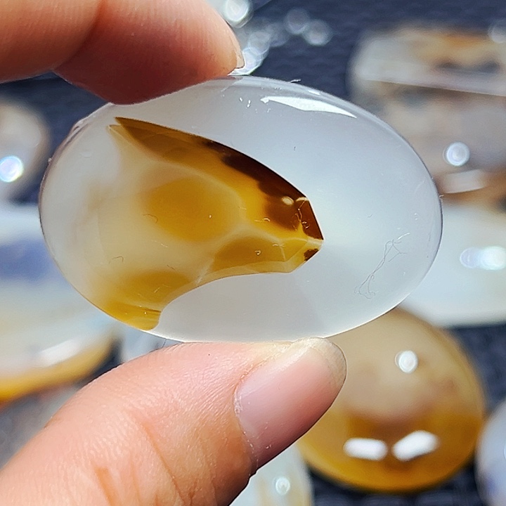 玛瑙/玉髓未镶嵌珠宝半成品