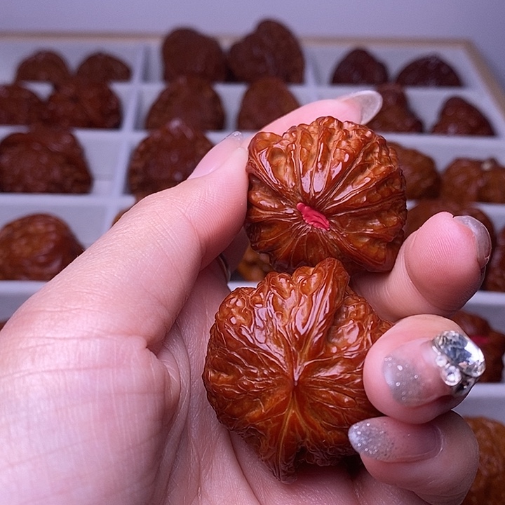 k***m文玩核桃吊坠文玩