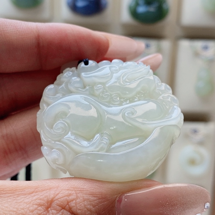 沉***和田玉未镶嵌颈饰