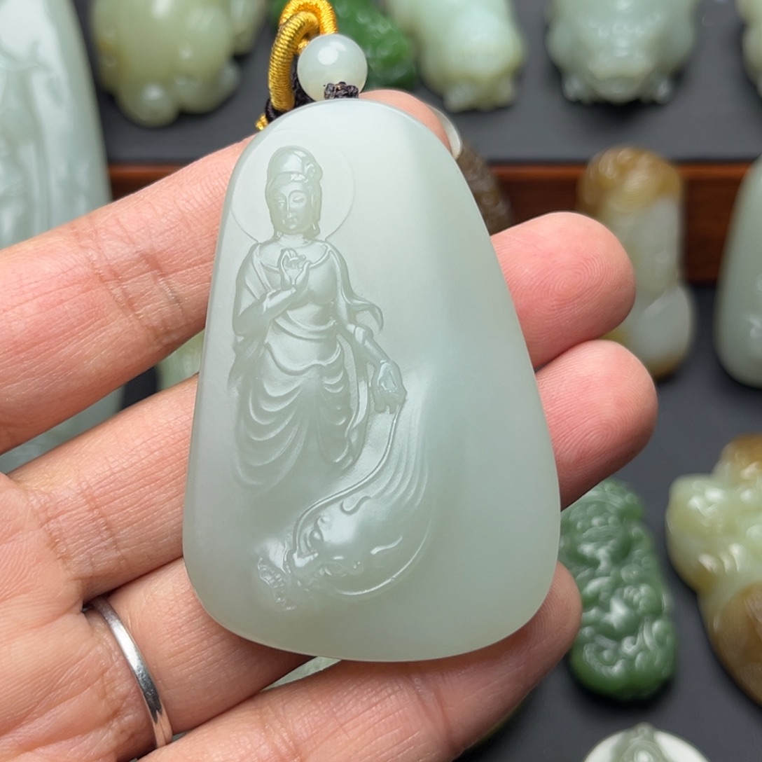 【闪购商品】和田玉颈饰未镶嵌