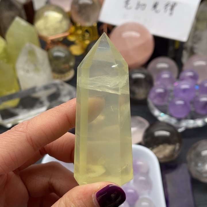 水晶15未镶嵌黄水柱
