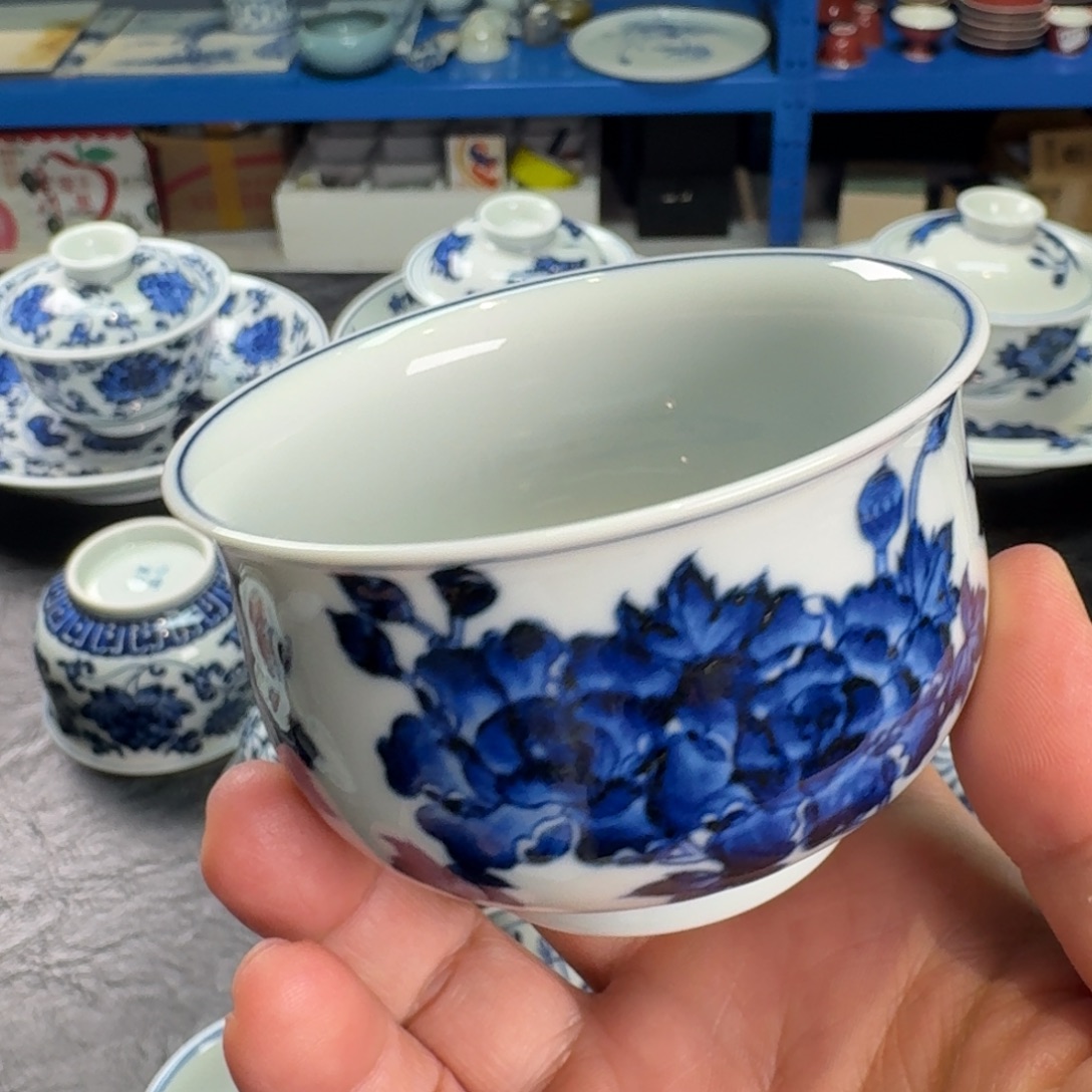 吊***鹅青花瓷器。        