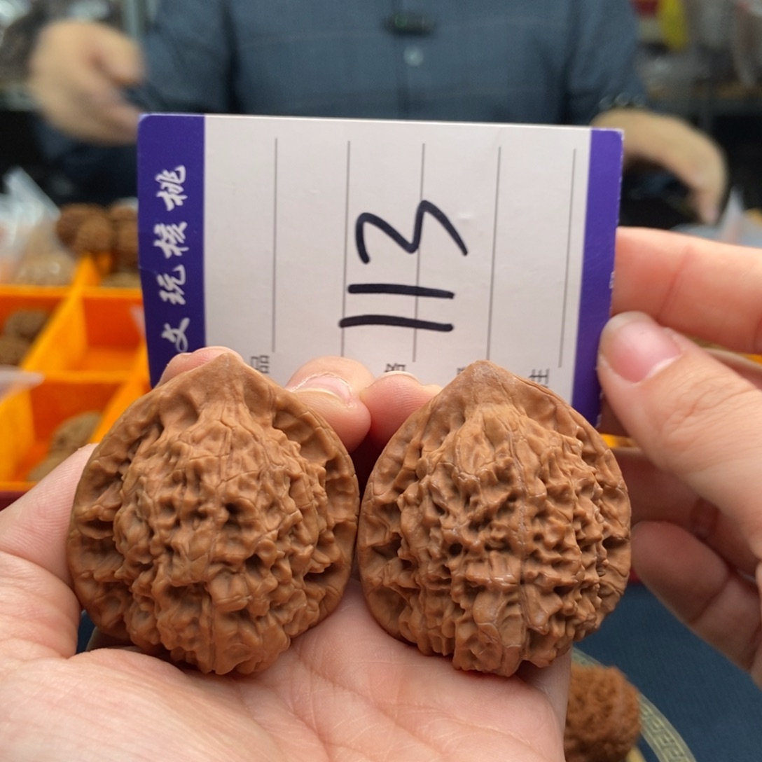 文玩核桃吊坠42官帽