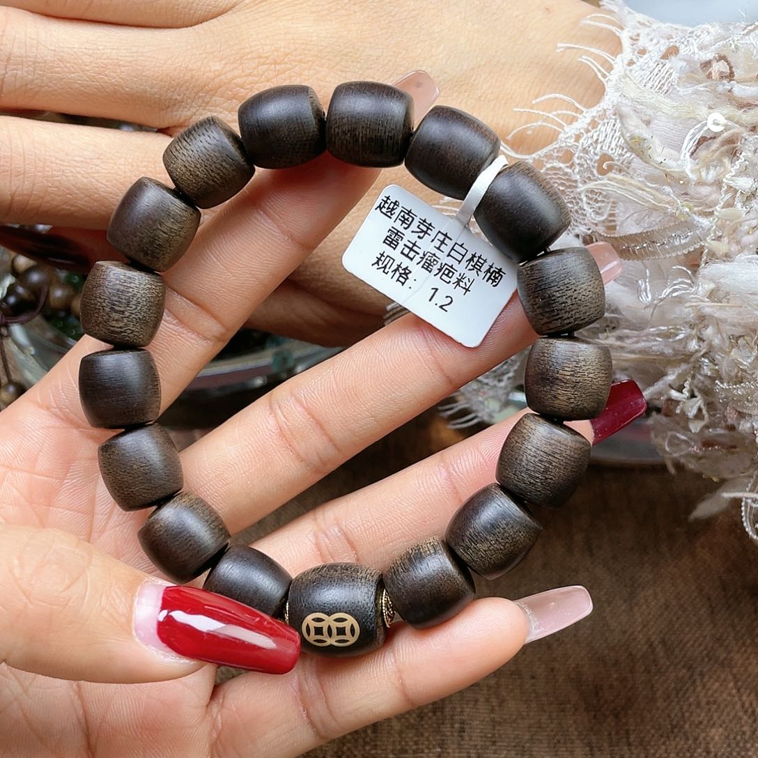 沉香手串香***越南芽庄白奇楠雷击瘤疤料1.2