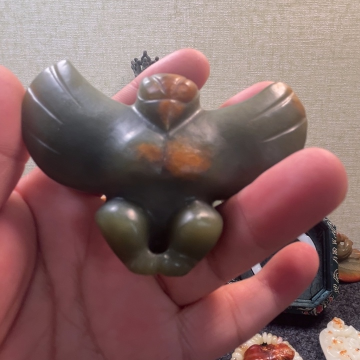 未镶嵌和田玉（糖玉）挂件