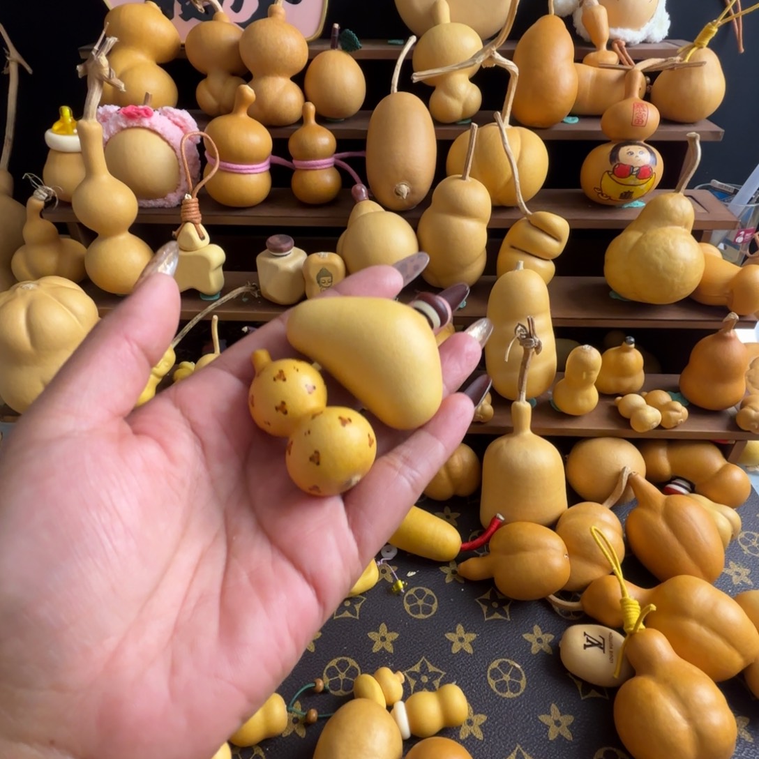 ***葫芦没钱也得吃了呀呵呵没了吃啦你的
