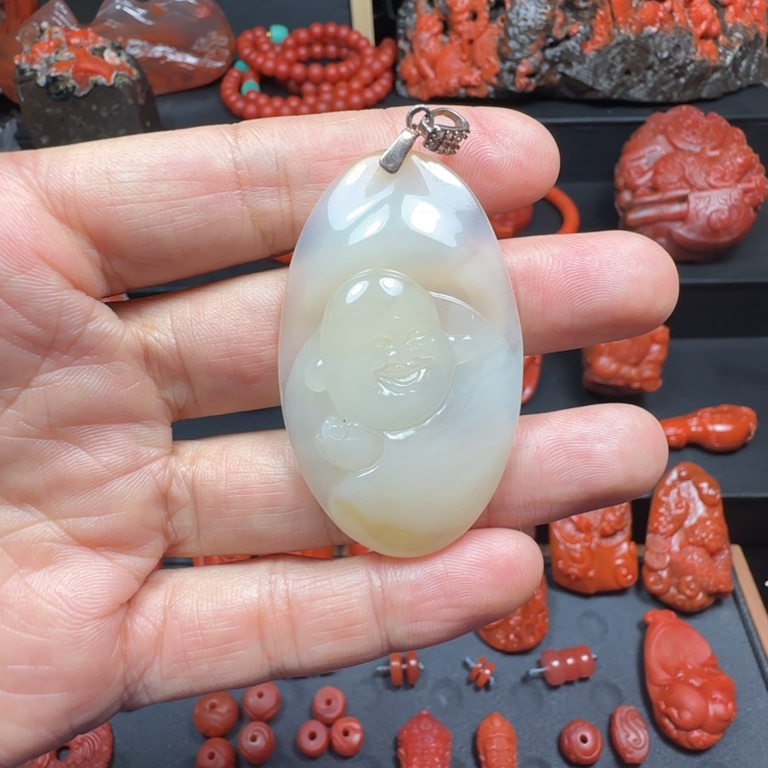 南红玛瑙挂件未镶嵌