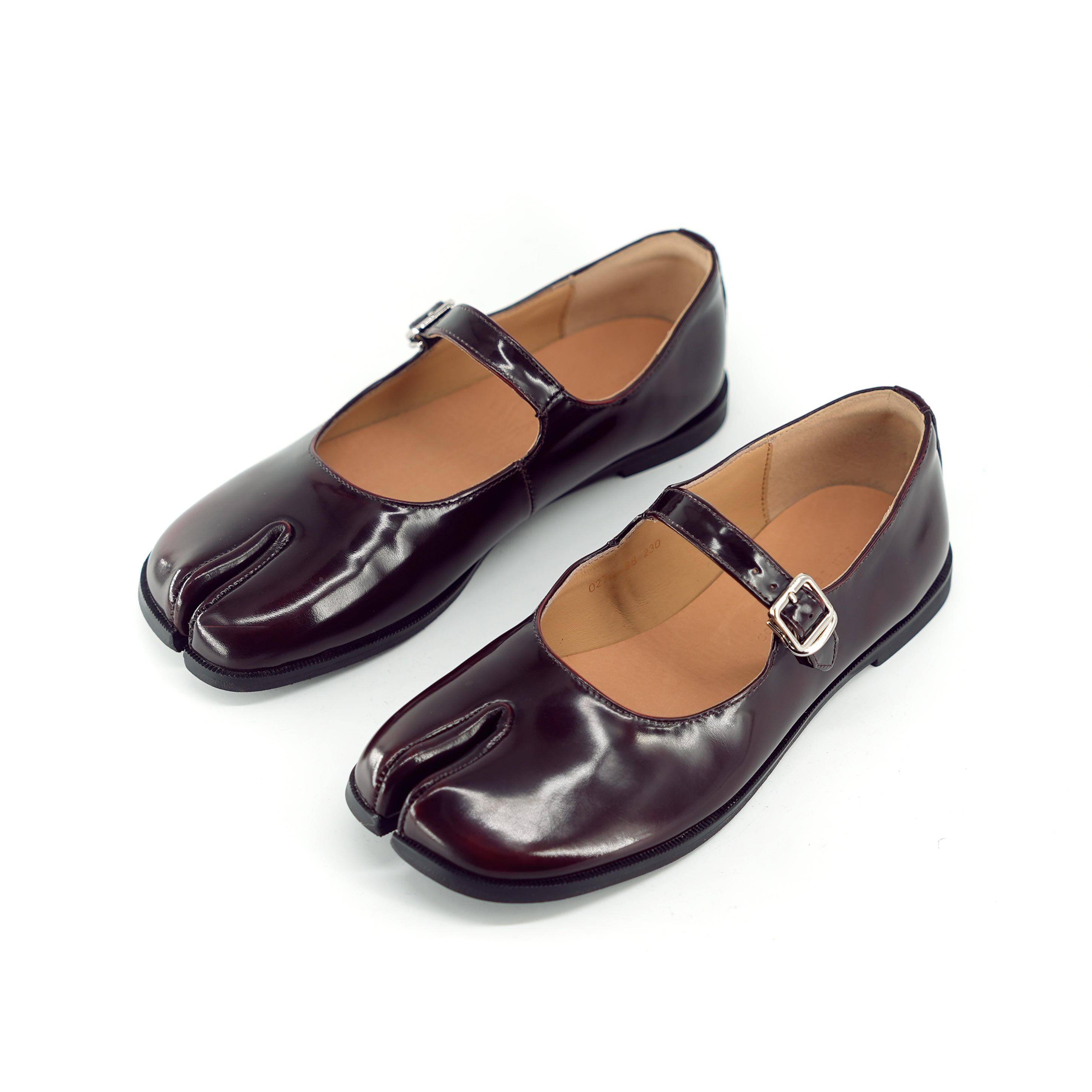 【小刚懂鞋】2025新款真皮休闲深口鞋一字带套脚复古分趾鞋 0270-88