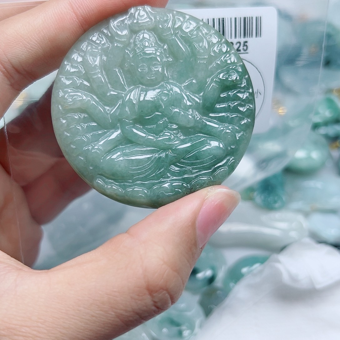 翡翠未镶嵌吊坠(不含链)