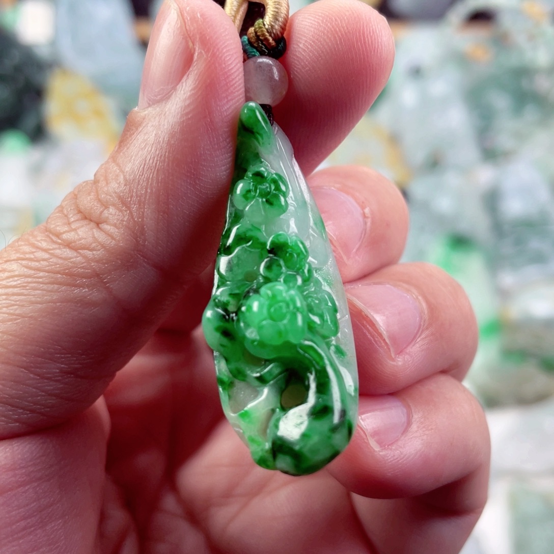 翡翠未镶嵌吊坠(不含链)