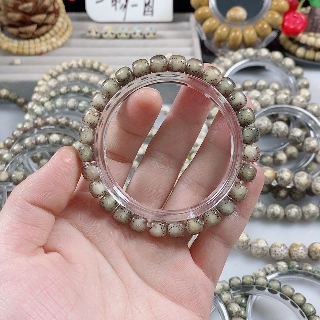 星月菩提吊坠请***欧87奶奶灰留白