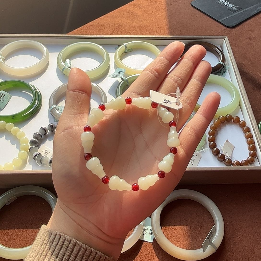 和田玉手链未镶嵌