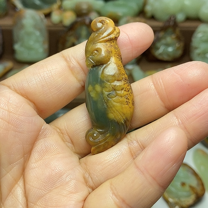 岫岩河磨玉（透闪石质玉）未镶嵌颈饰