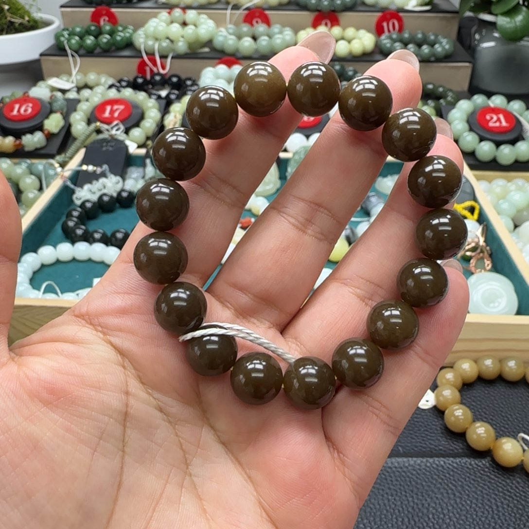 L***!和田玉未镶嵌手链