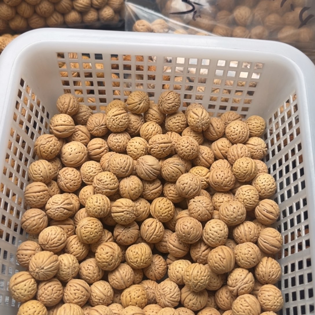 6***1吊坠文玩核桃小桃核散籽批发